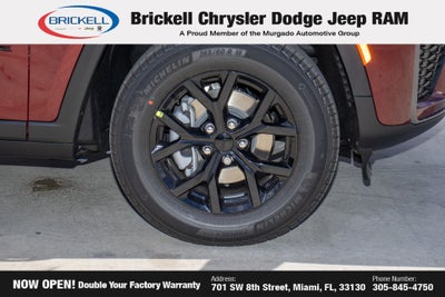 2026 Jeep Grand Cherokee Laredo