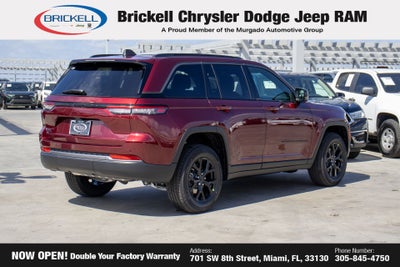2026 Jeep Grand Cherokee Laredo