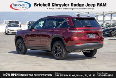 2026 Jeep Grand Cherokee Laredo