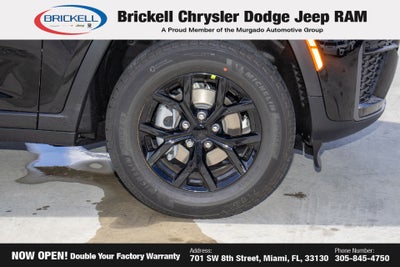 2026 Jeep Grand Cherokee Laredo
