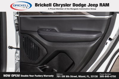 2026 Jeep Grand Cherokee Laredo