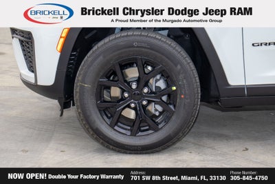 2026 Jeep Grand Cherokee Laredo