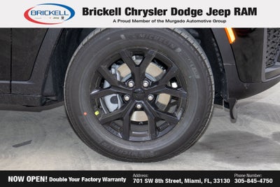 2026 Jeep Grand Cherokee Laredo