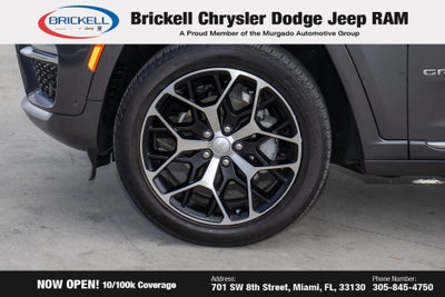 2022 Jeep Grand Cherokee Summit