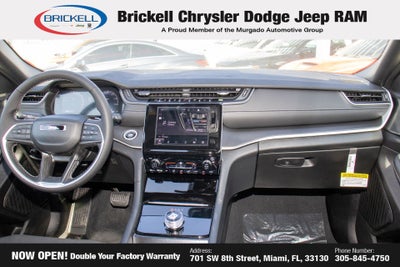 2025 Jeep Grand Cherokee L Laredo