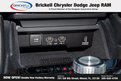 2026 Jeep Grand Wagoneer Summit Obsidian