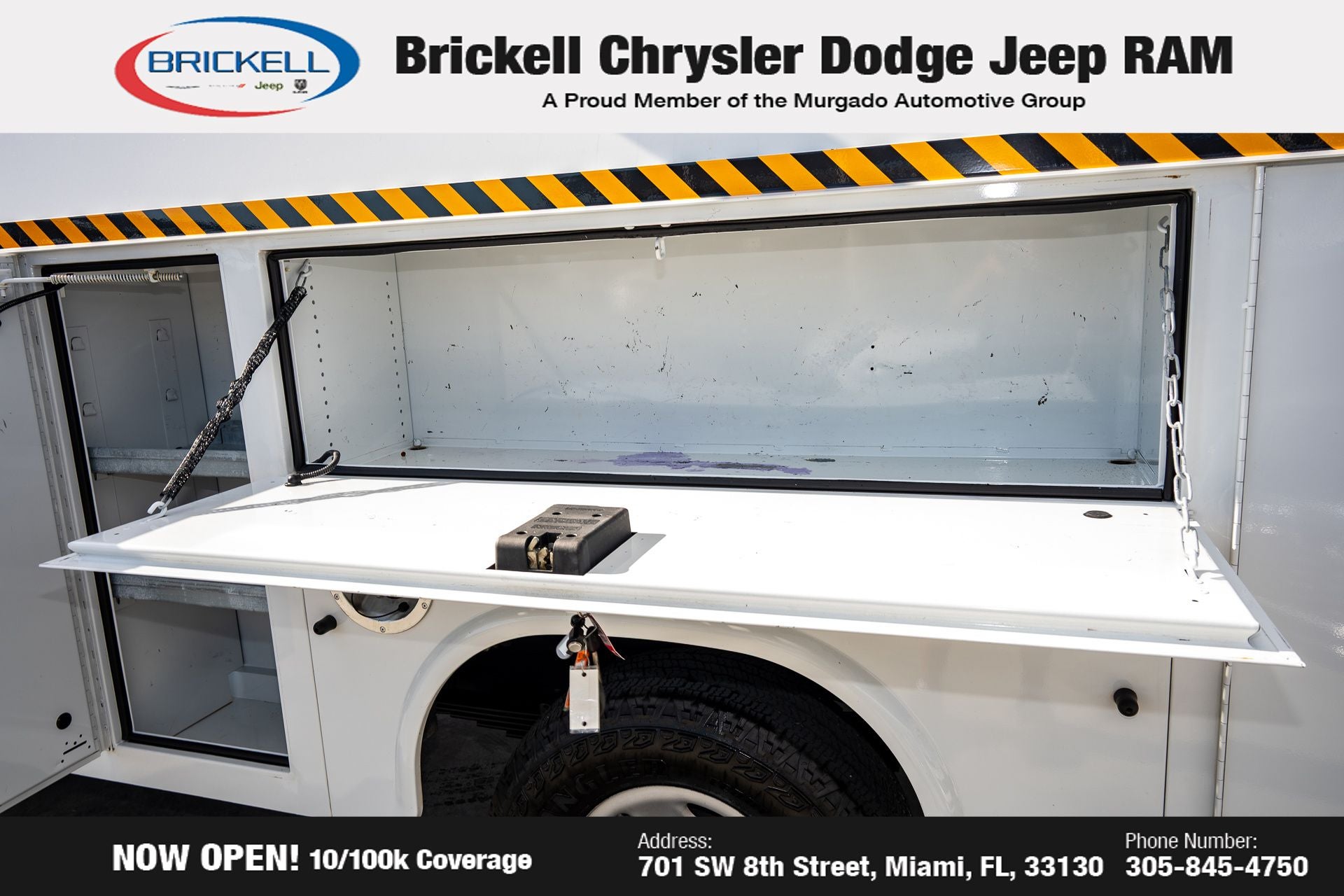 2022 Chevrolet Express 3500 Work Van Cutaway