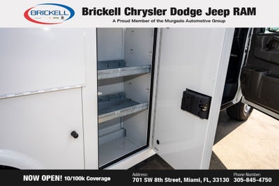 2022 Chevrolet Express 3500 Work Van Cutaway