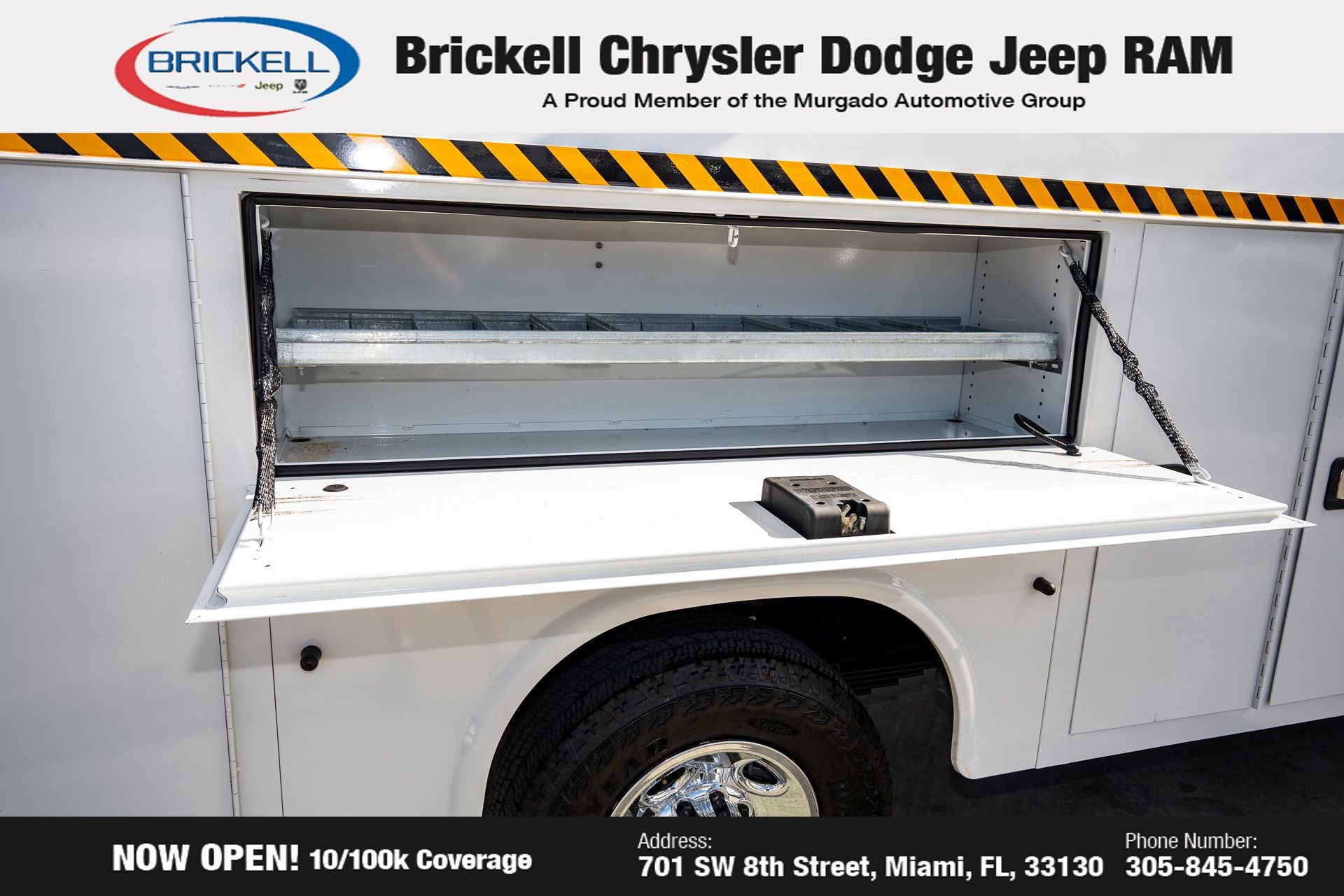 2022 Chevrolet Express 3500 Work Van Cutaway