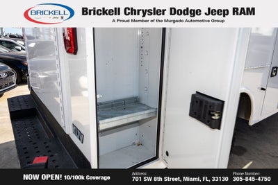 2022 Chevrolet Express 3500 Work Van Cutaway