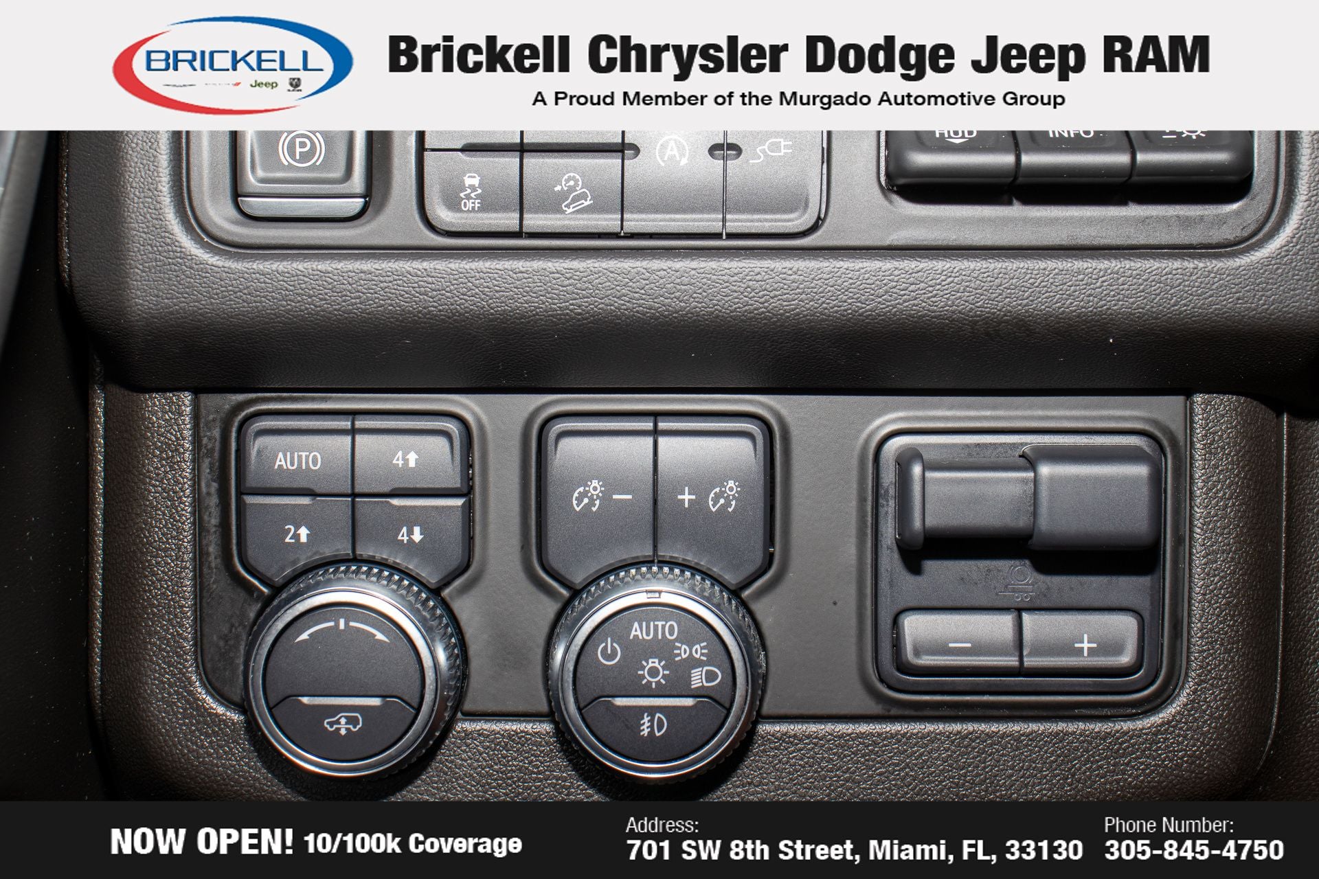 2021 GMC Yukon XL AT4