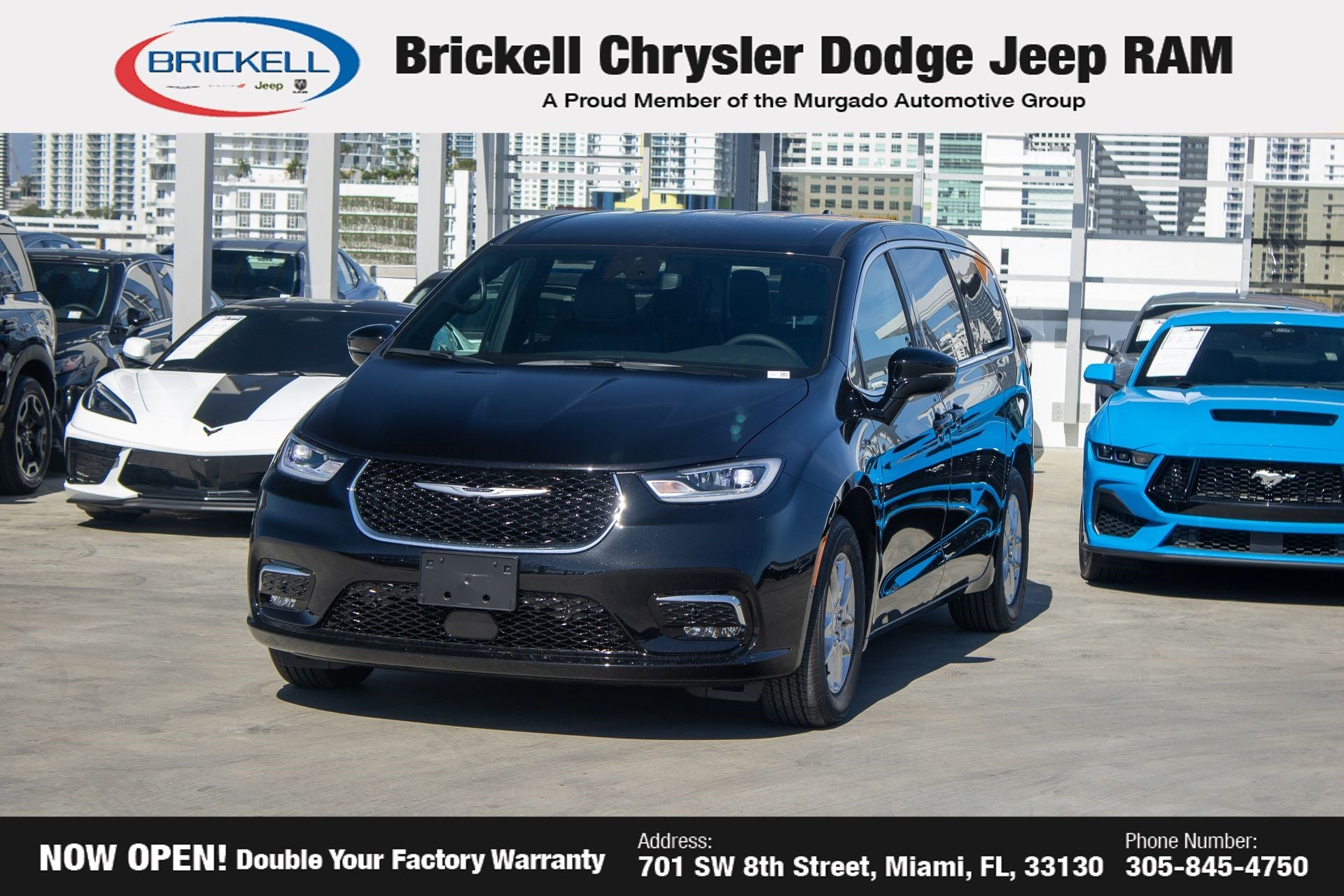 2025 Chrysler Pacifica Select