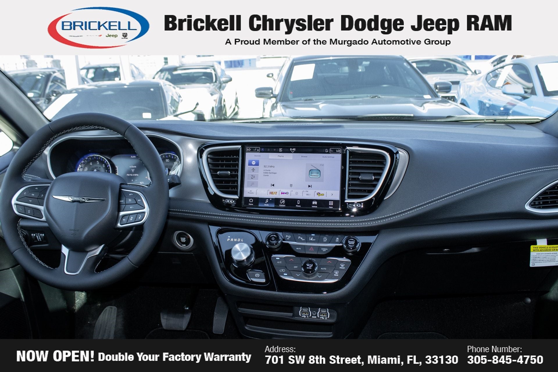 2025 Chrysler Pacifica Select