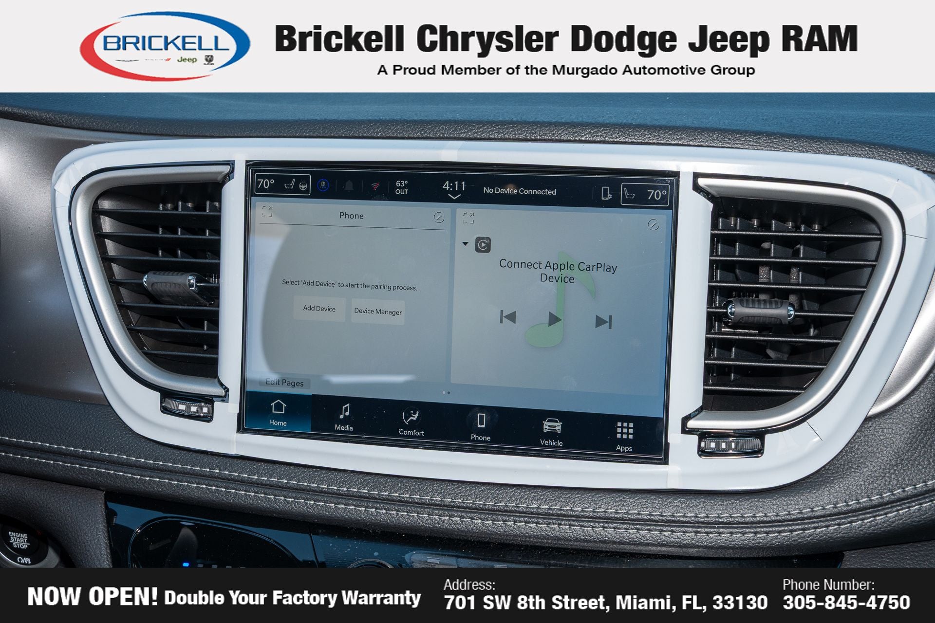 2026 Chrysler Pacifica Select