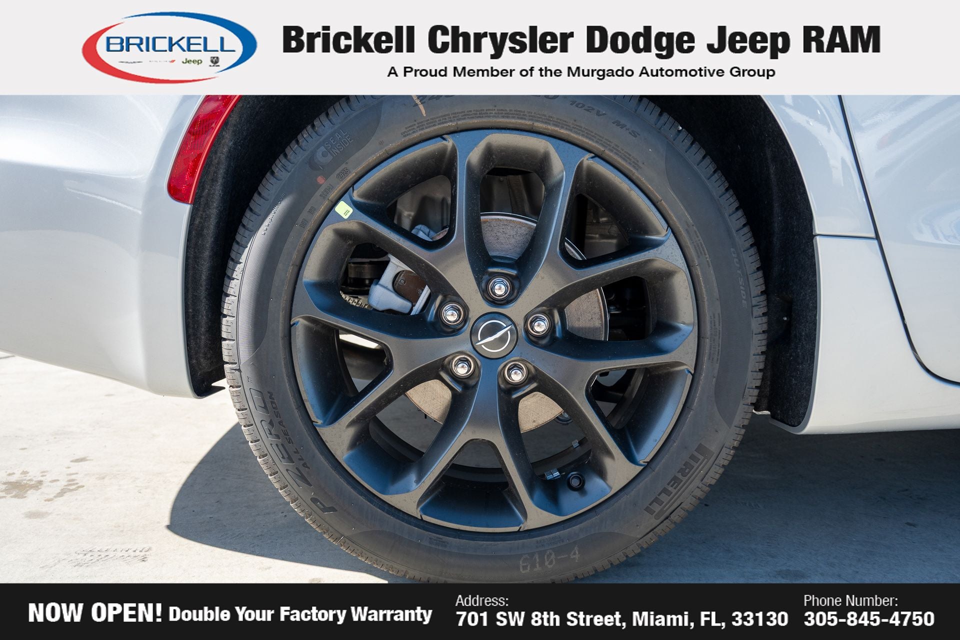 2026 Chrysler Pacifica Select