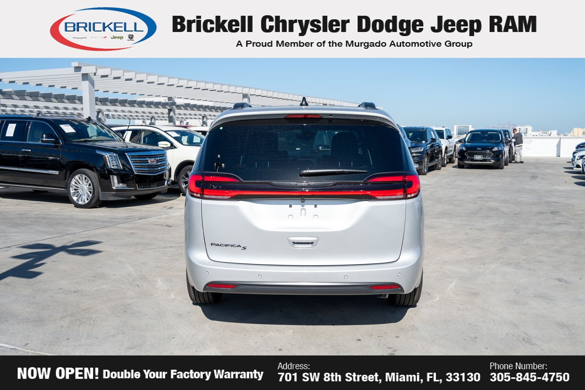 2026 Chrysler Pacifica Select