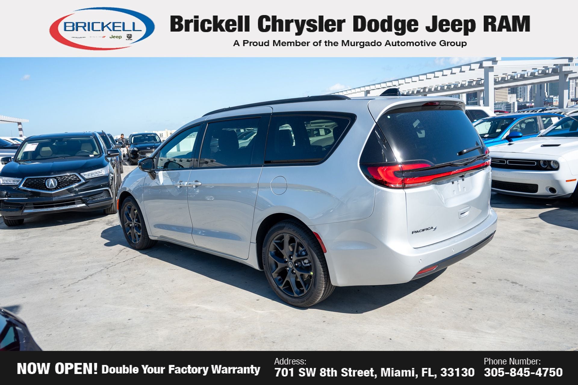 2026 Chrysler Pacifica Select