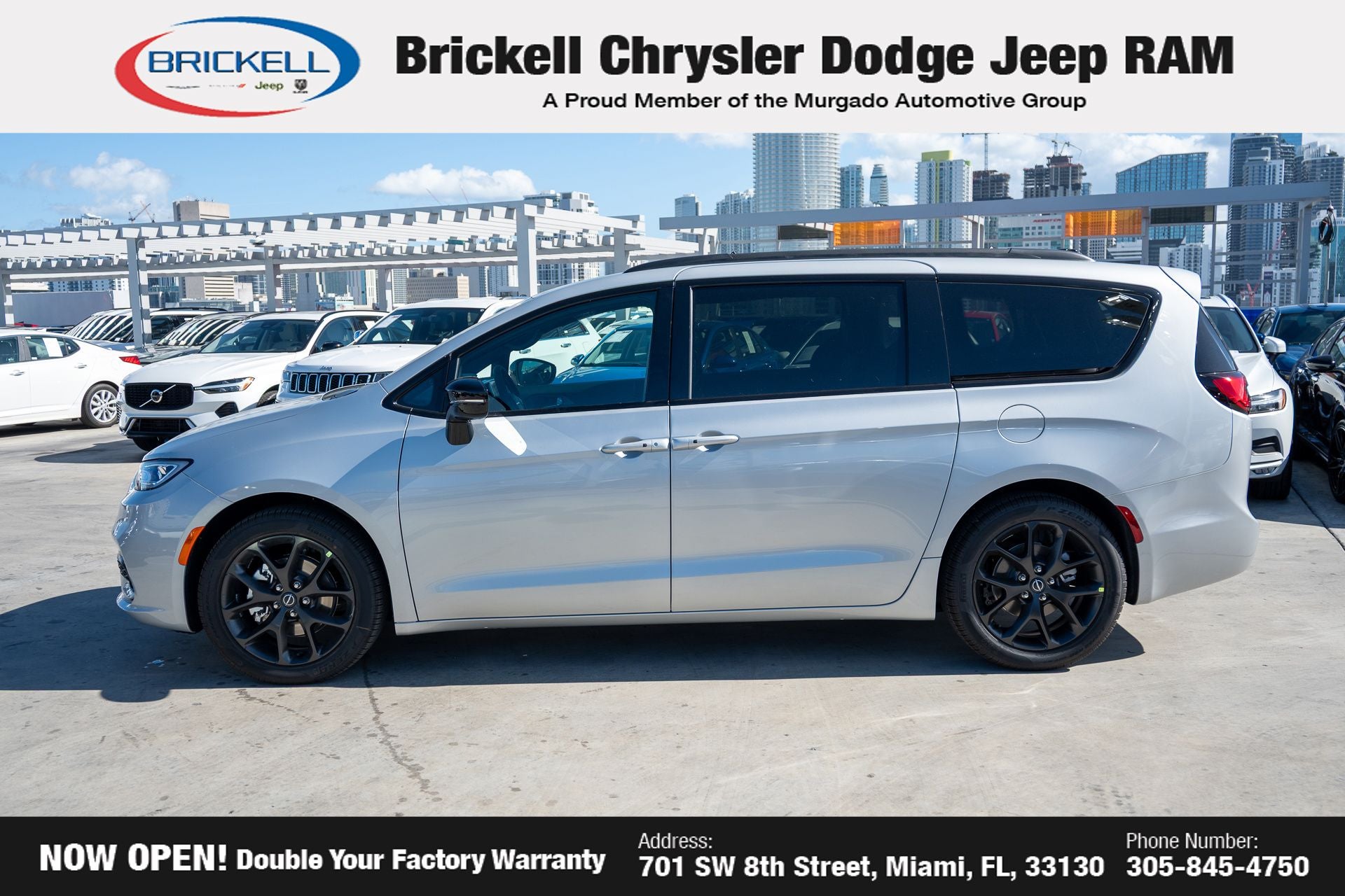 2026 Chrysler Pacifica Select