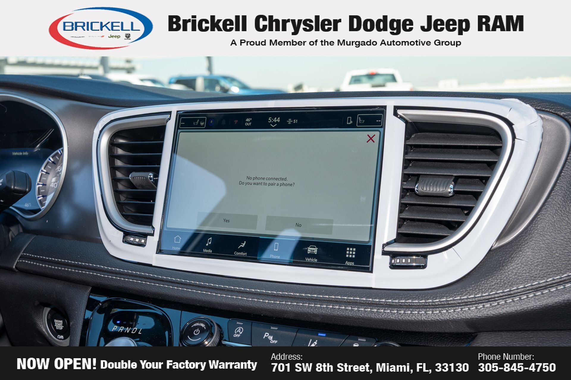 2026 Chrysler Pacifica Select