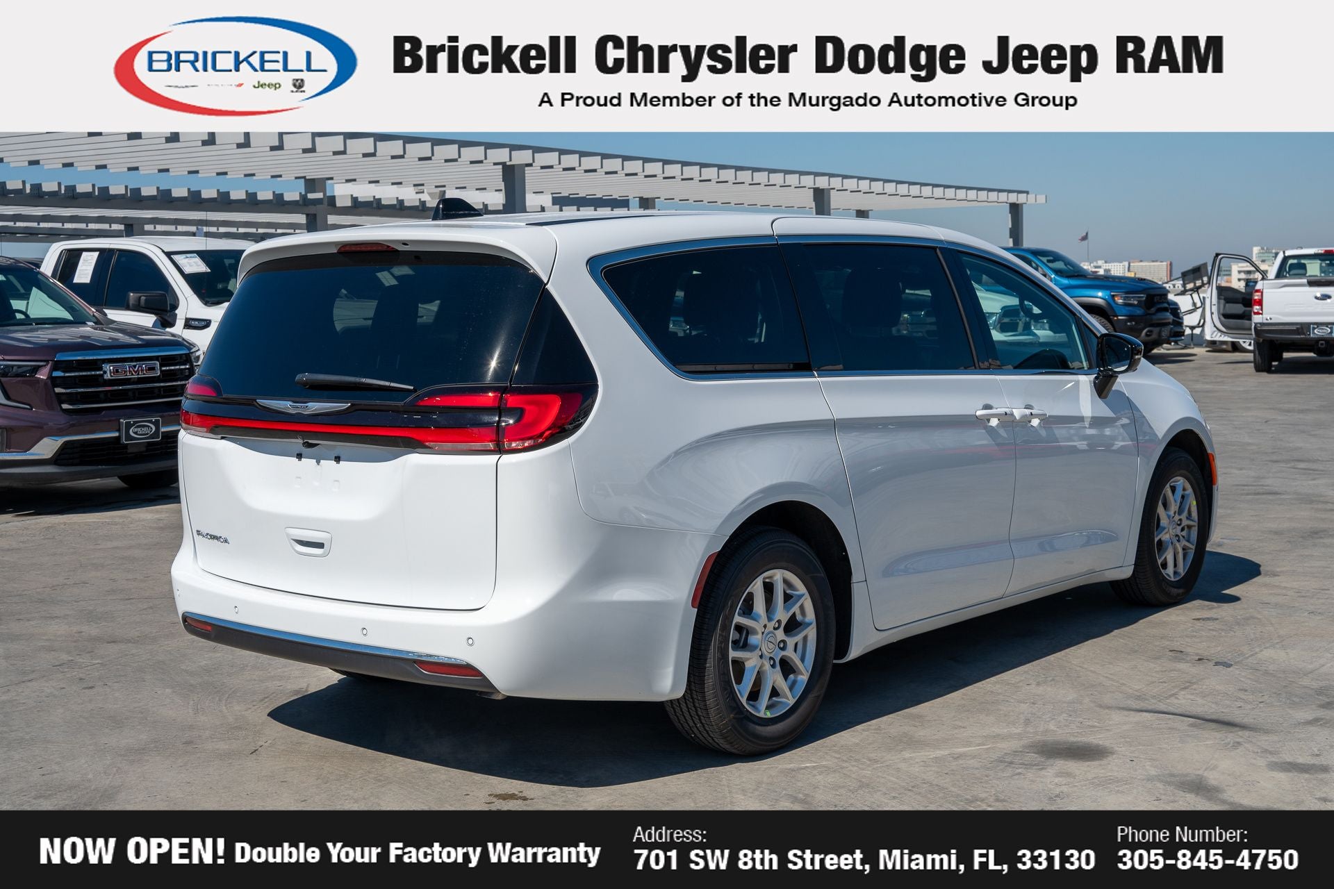 2026 Chrysler Pacifica Select