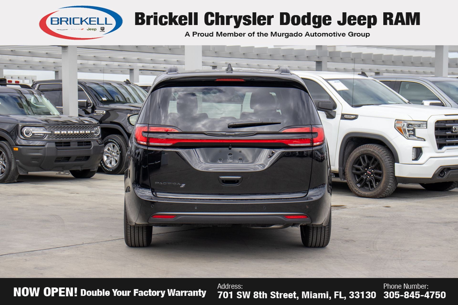 2026 Chrysler Pacifica Select