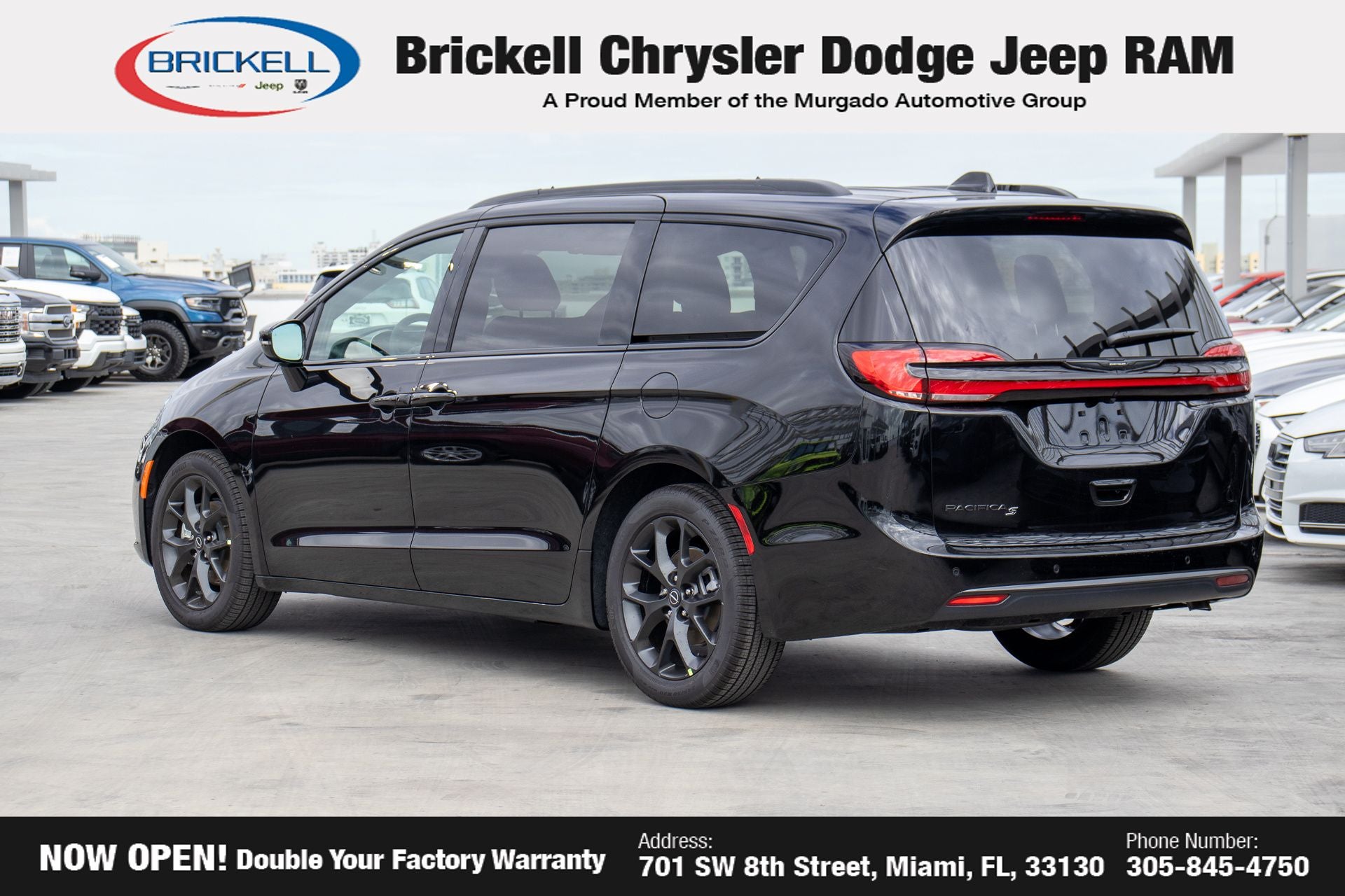 2026 Chrysler Pacifica Select