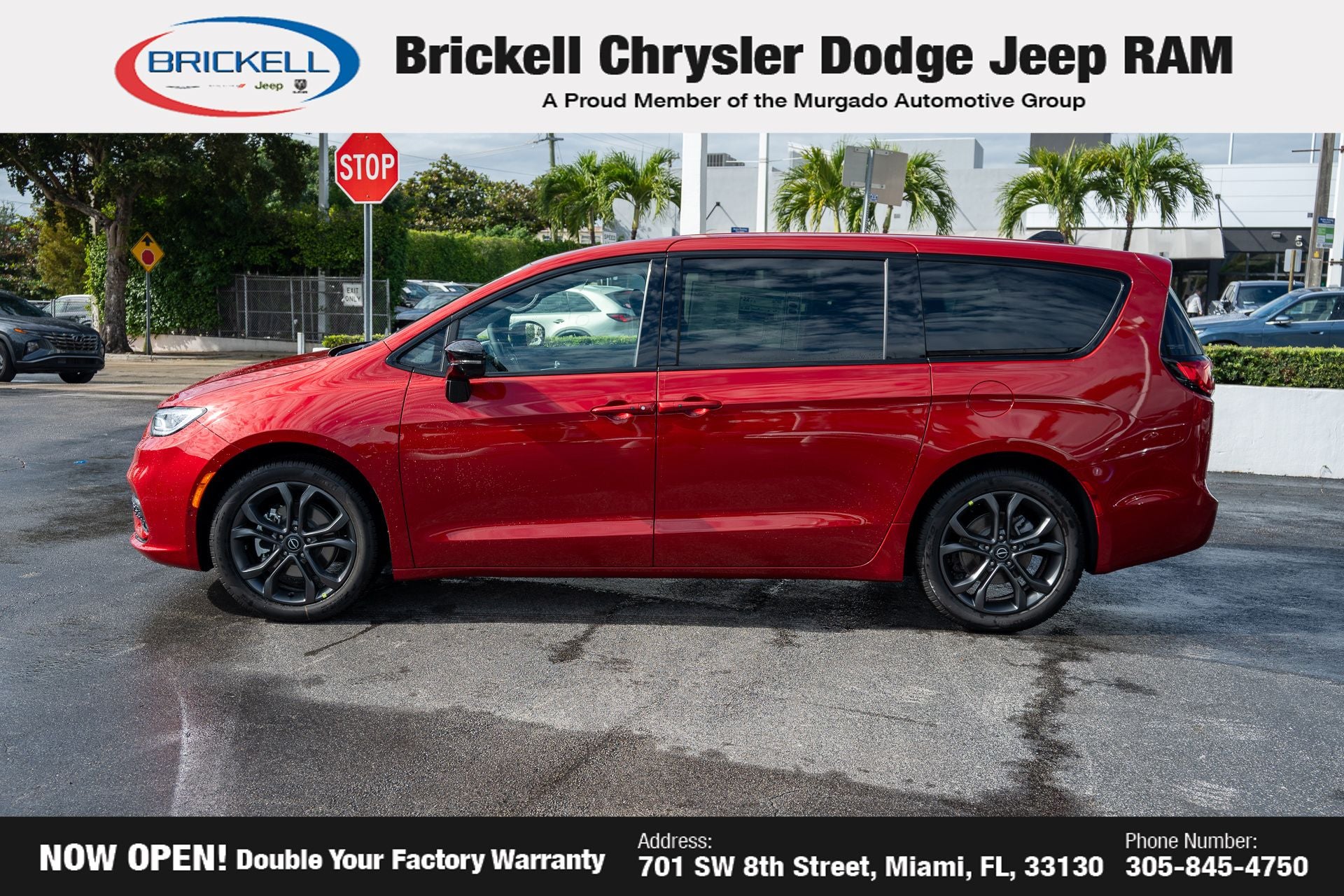 2026 Chrysler Pacifica Select