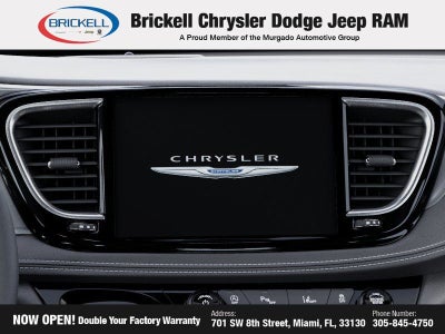 2026 Chrysler Pacifica Select