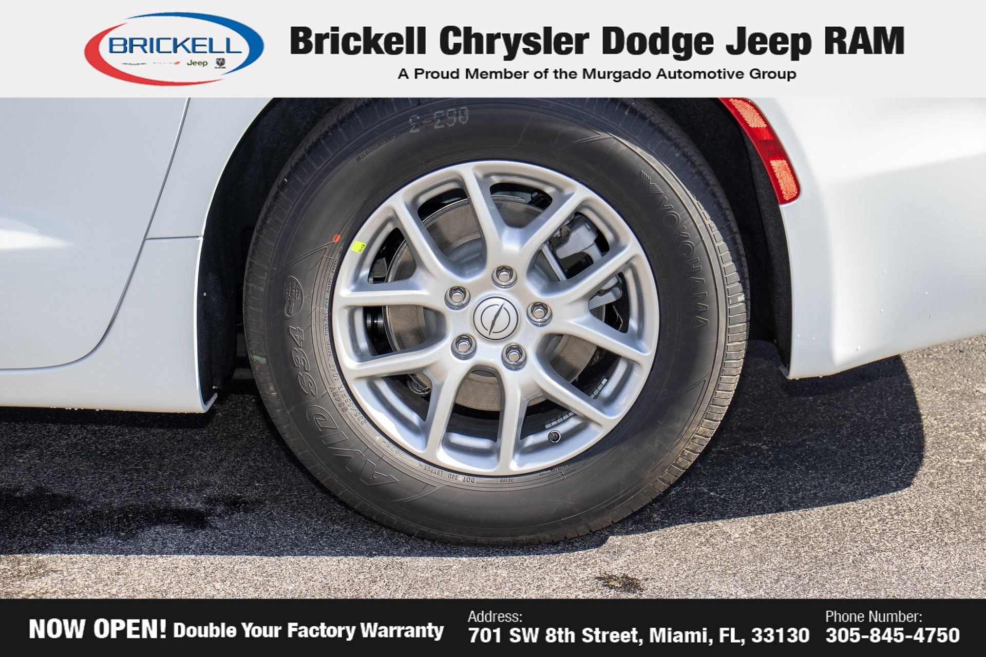 2026 Chrysler Pacifica Select