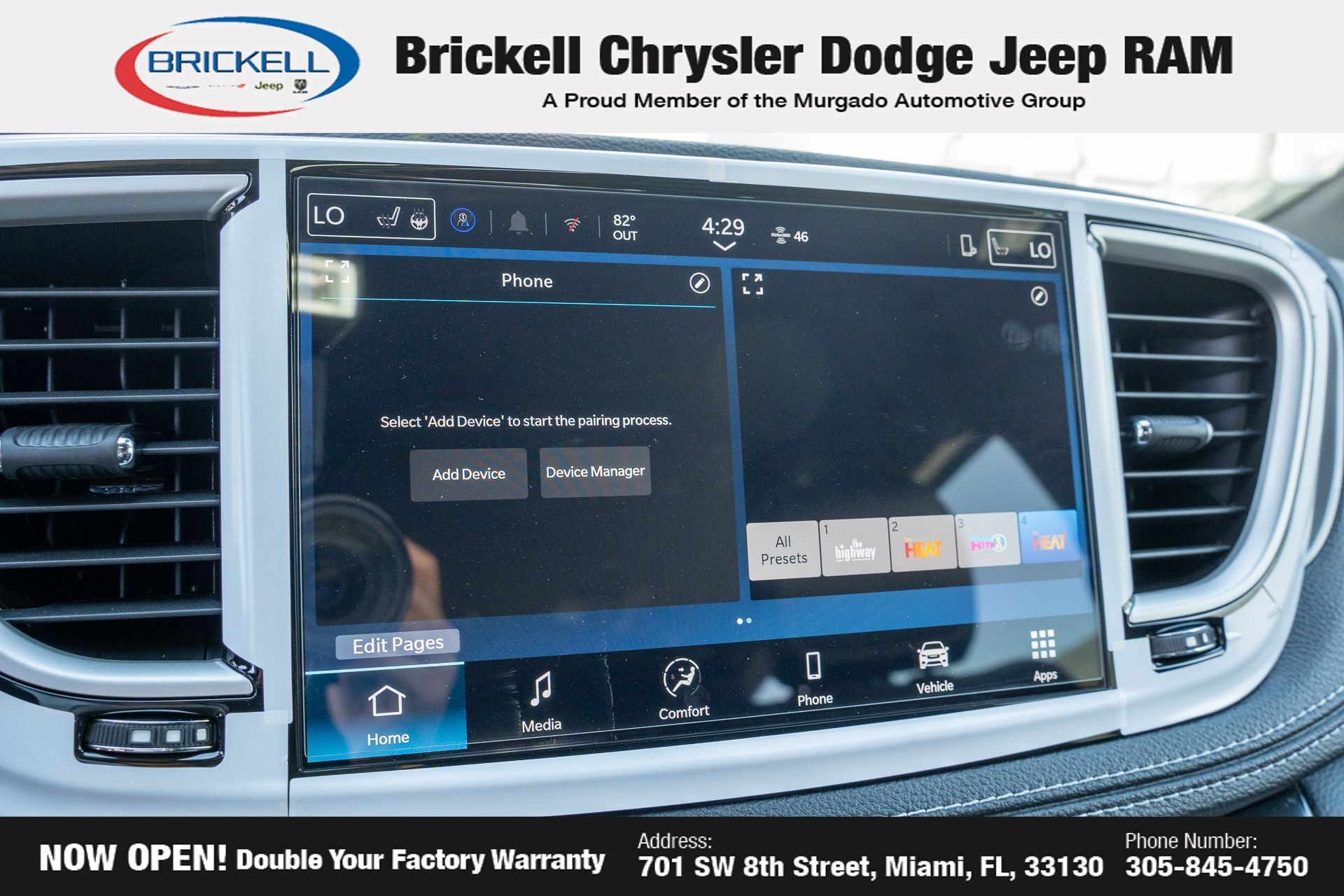 2026 Chrysler Pacifica Select