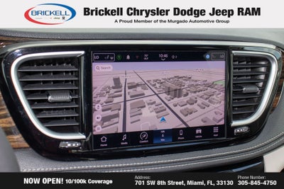 2023 Chrysler Pacifica Hybrid Limited