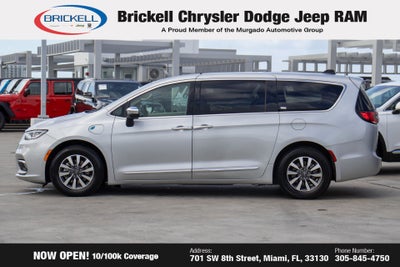 2023 Chrysler Pacifica Hybrid Limited
