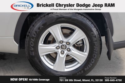 2023 Toyota Highlander LE