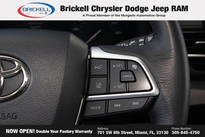 2024 Toyota Sienna XLE 8 Passenger