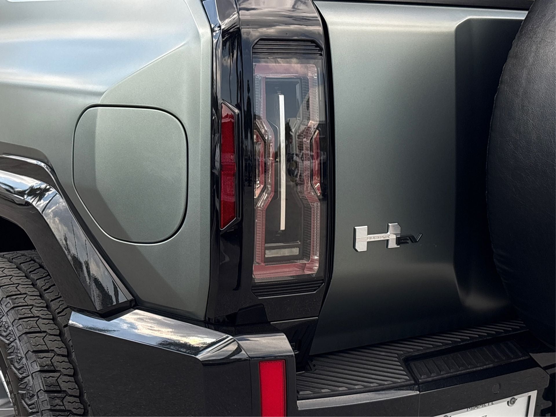 2024 GMC Hummer EV SUV 3X