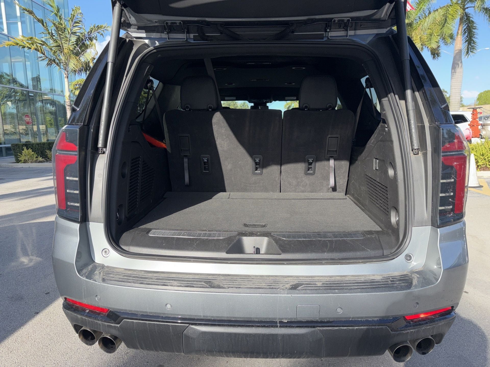 2025 Chevrolet Suburban Z71