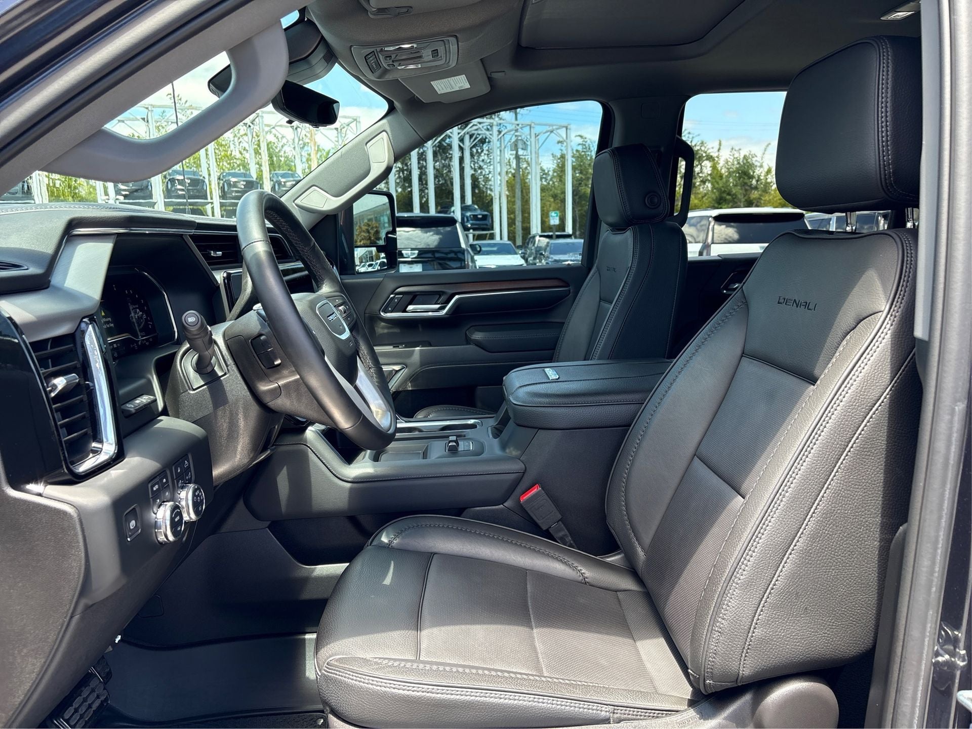 2024 GMC Sierra 2500HD Denali