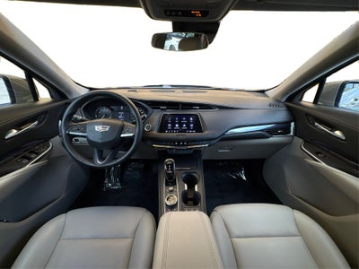 2023 Cadillac XT4 Luxury