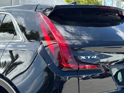 2023 Cadillac XT4 Luxury