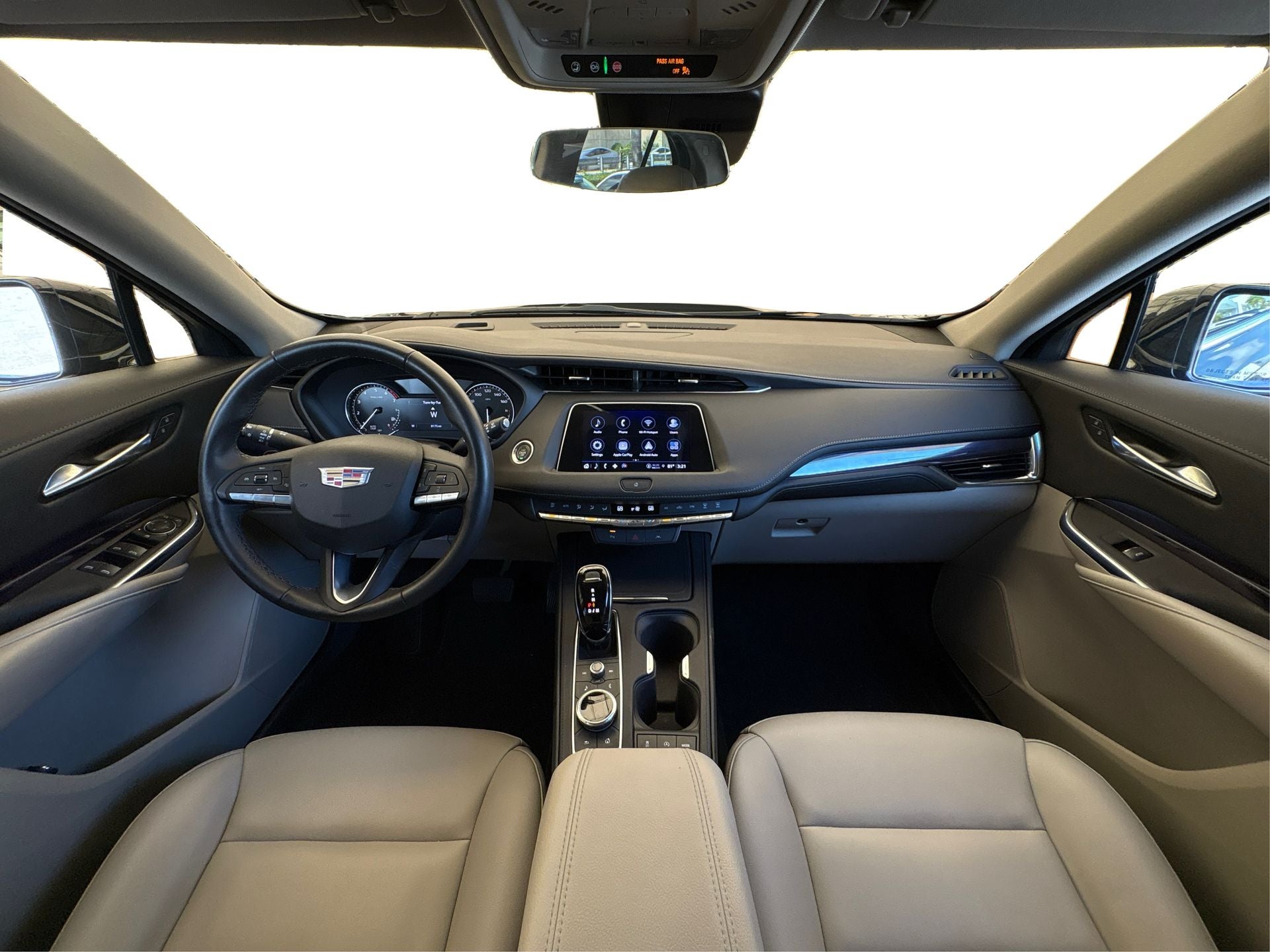 2023 Cadillac XT4 Luxury