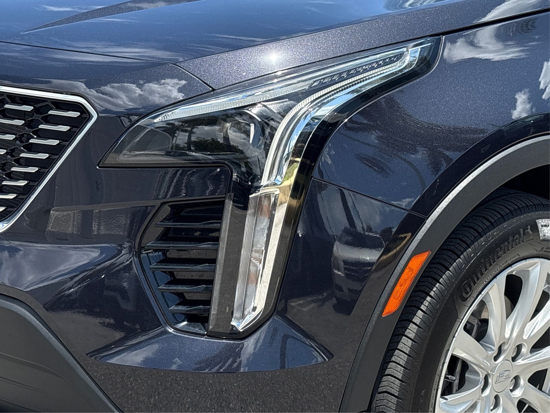 2023 Cadillac XT4 Luxury