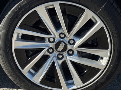 2026 Cadillac VISTIQ Luxury