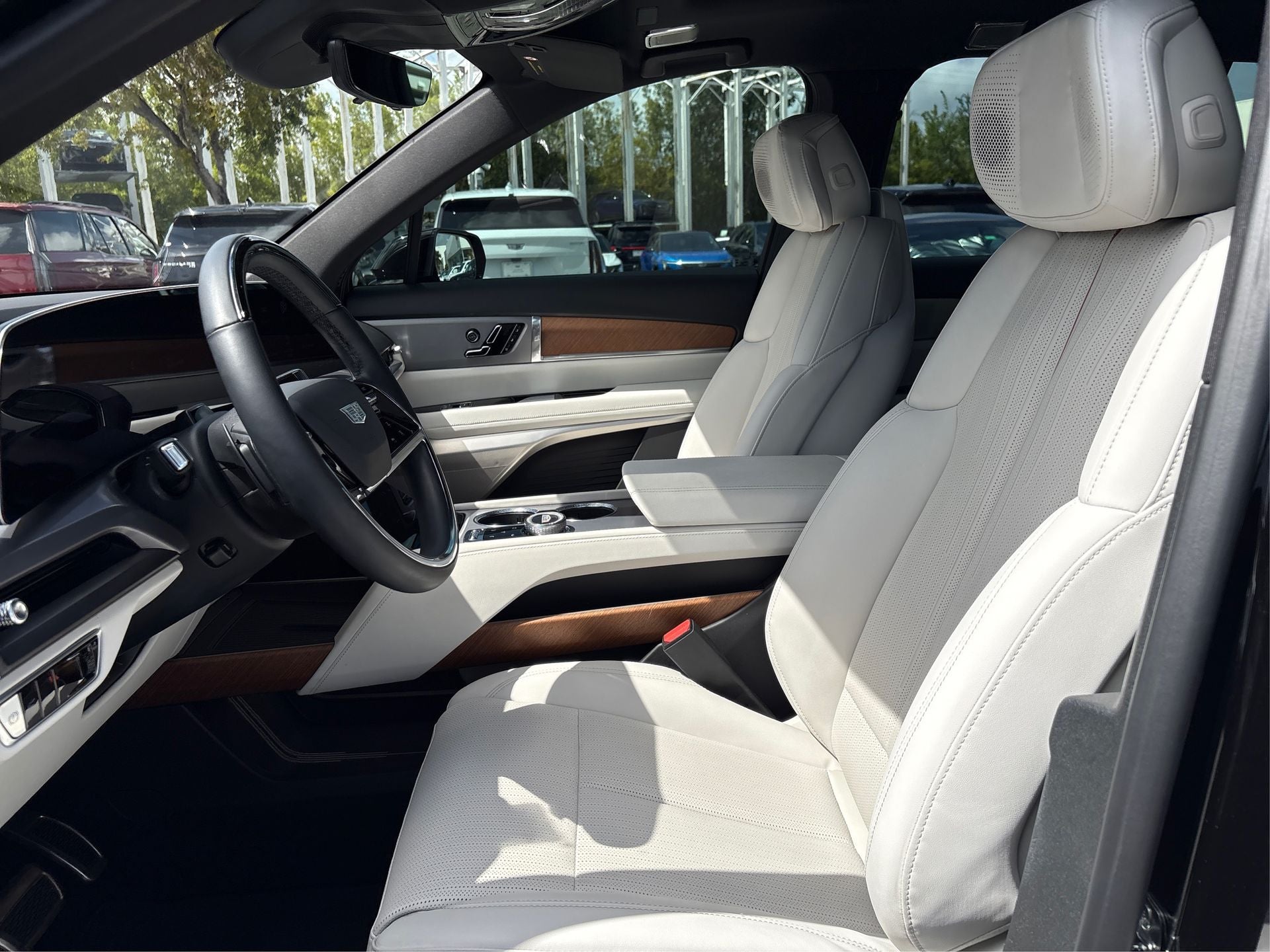 2026 Cadillac VISTIQ Luxury