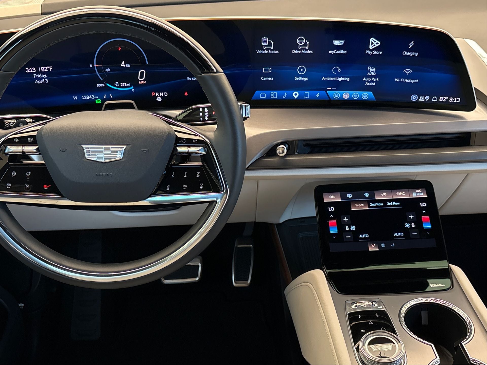 2026 Cadillac VISTIQ Luxury