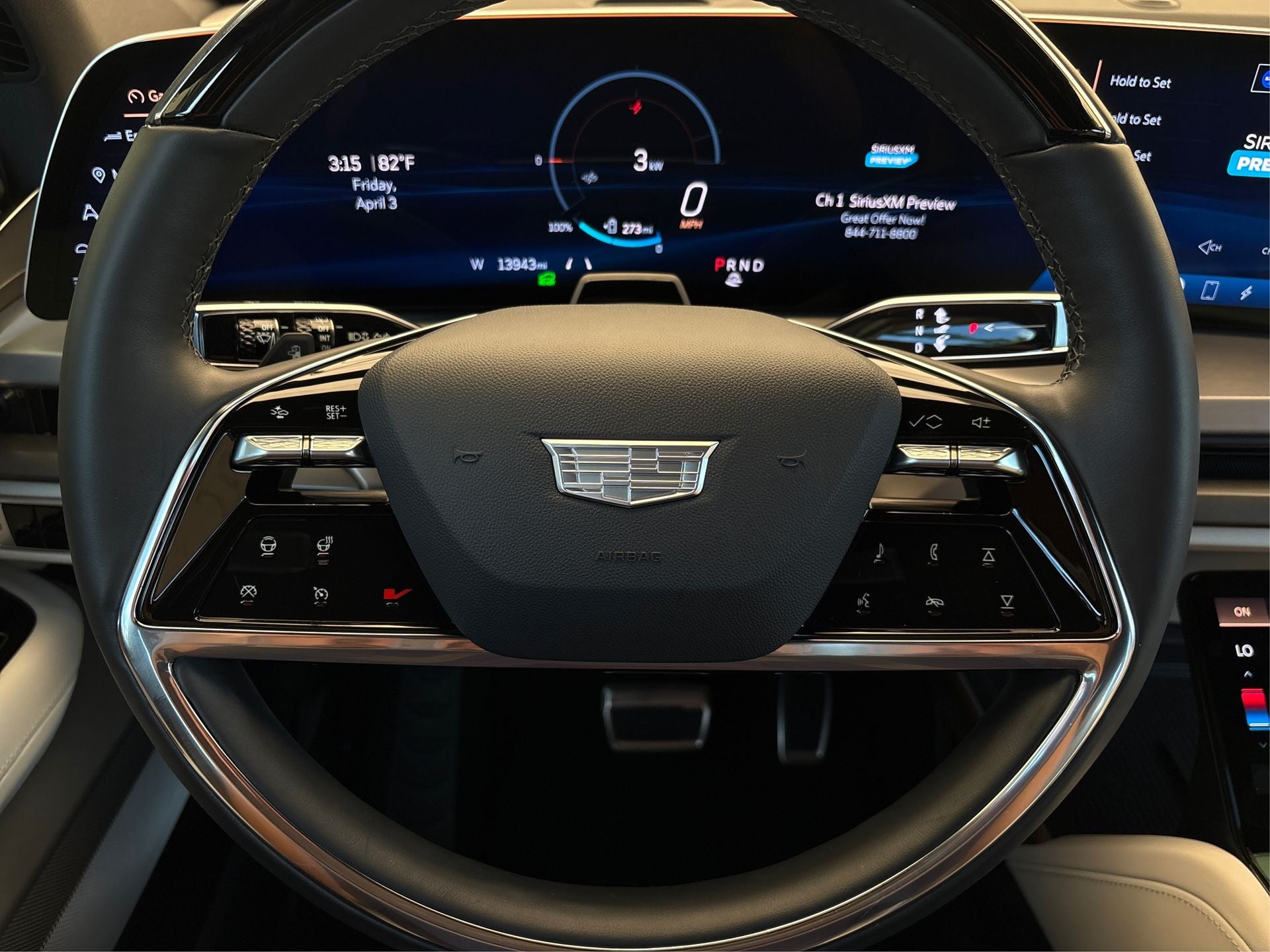 2026 Cadillac VISTIQ Luxury
