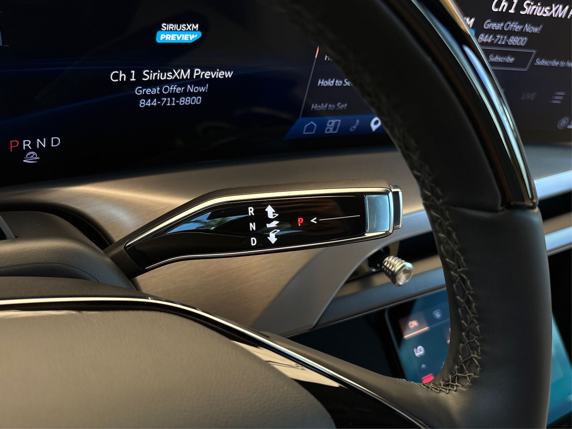 2026 Cadillac VISTIQ Luxury