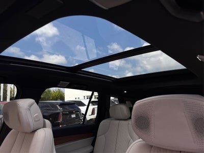 2026 Cadillac VISTIQ Luxury