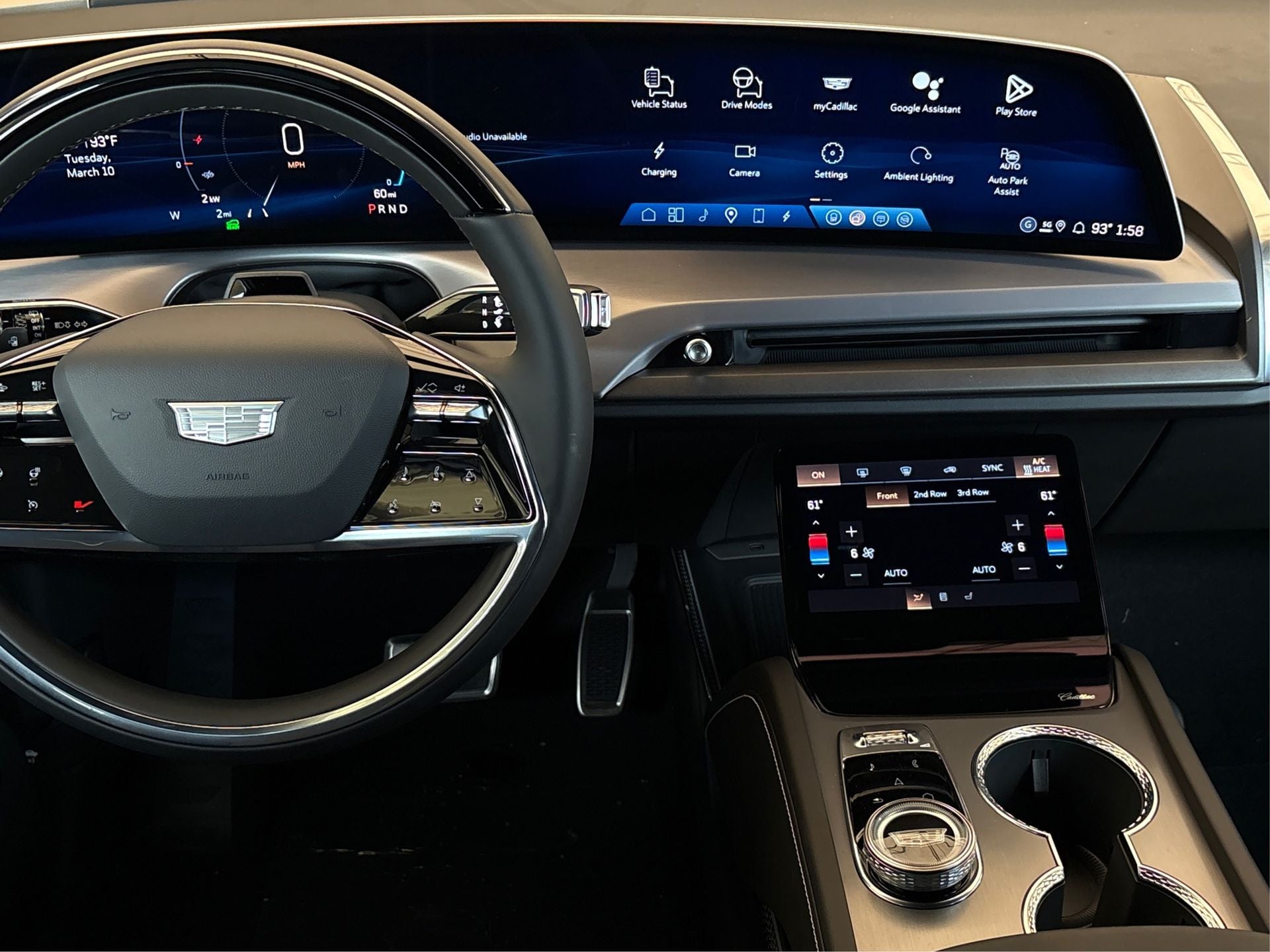 2026 Cadillac VISTIQ Luxury