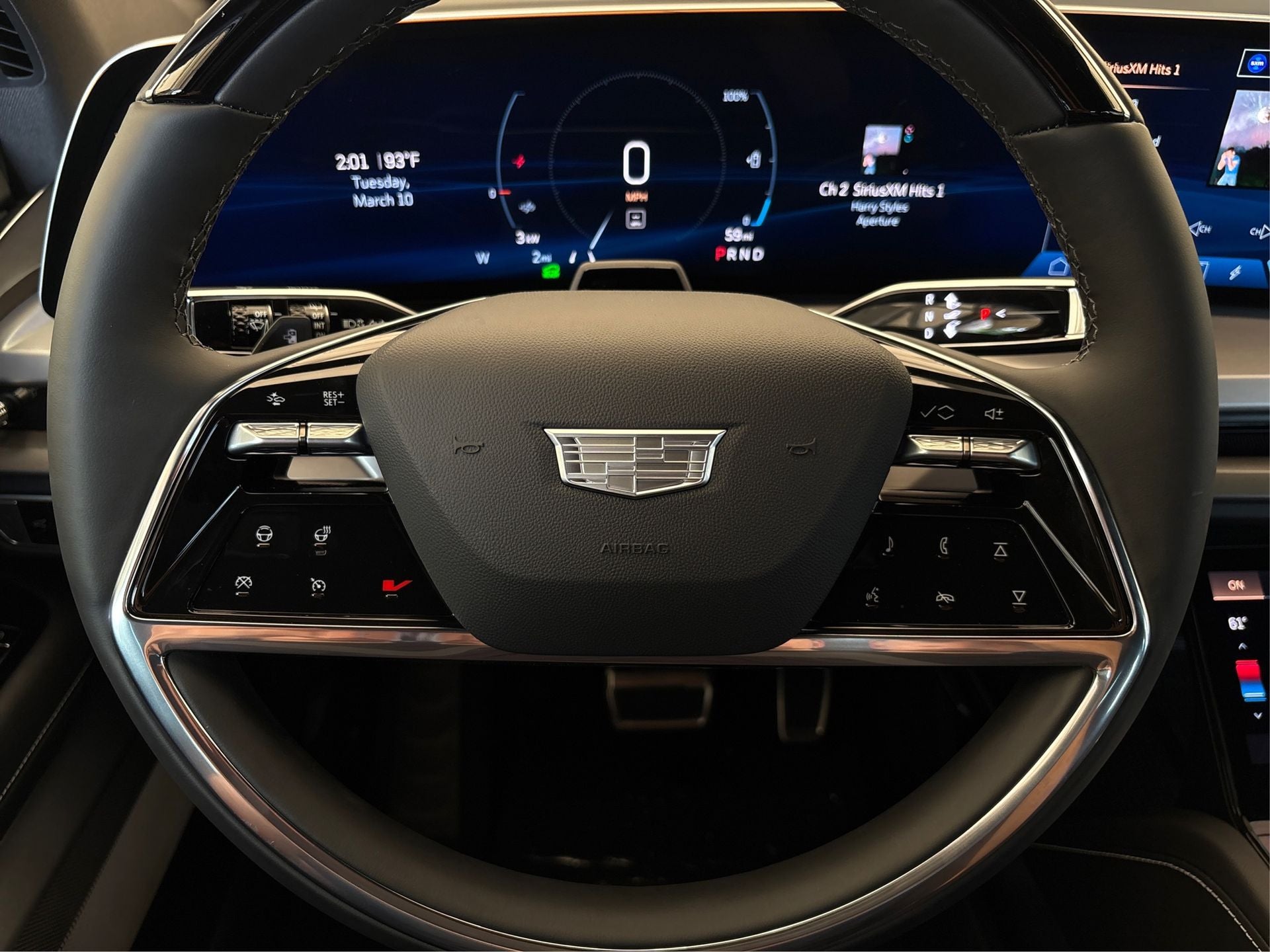 2026 Cadillac VISTIQ Luxury