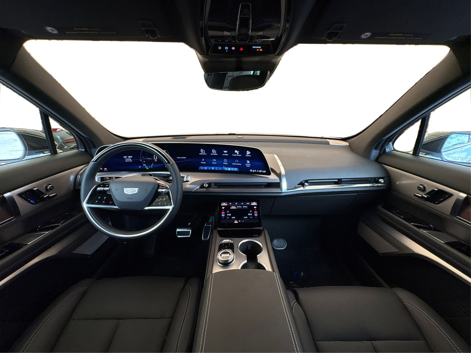 2026 Cadillac VISTIQ Luxury